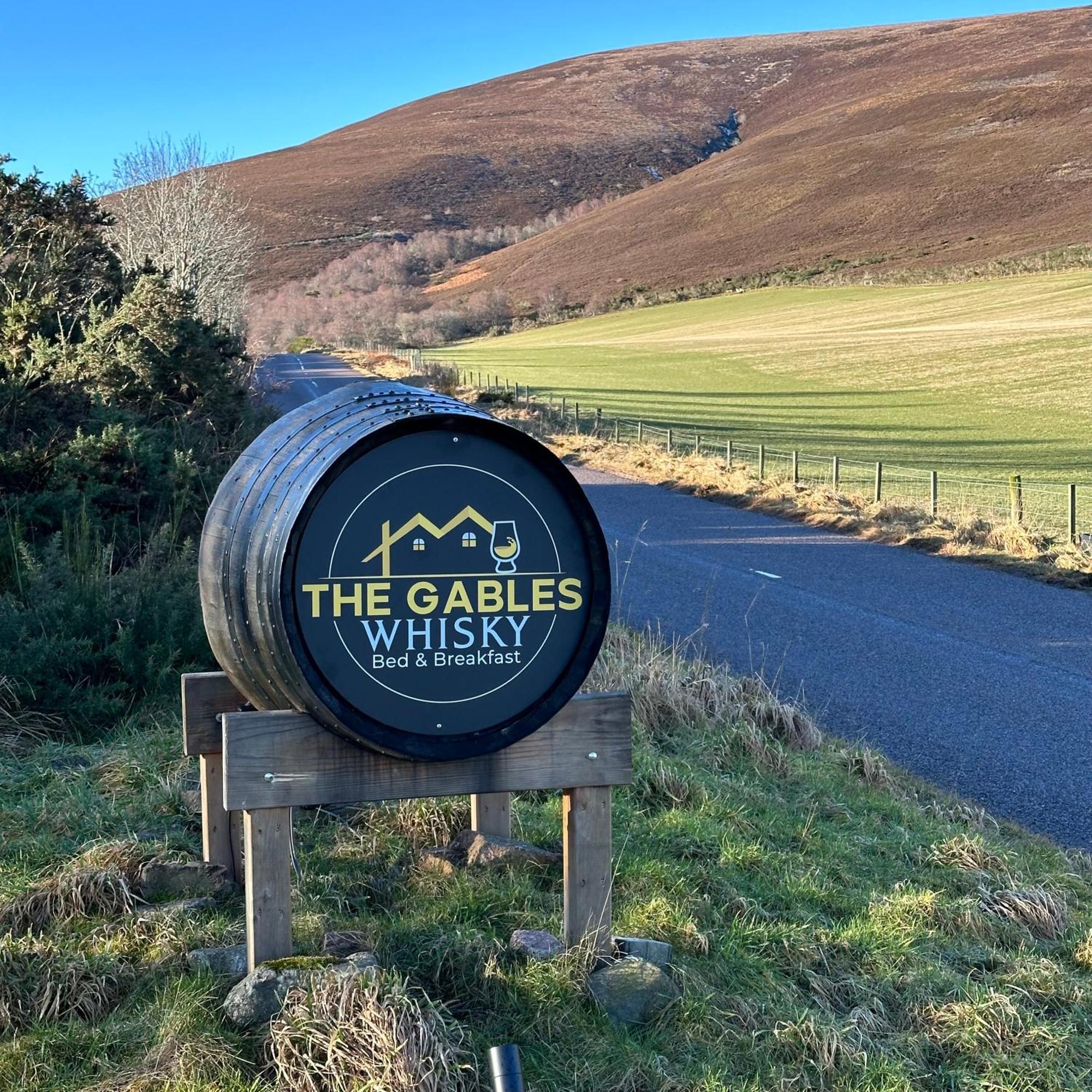 دوفتاون The Gables Whisky B&B المظهر الخارجي الصورة